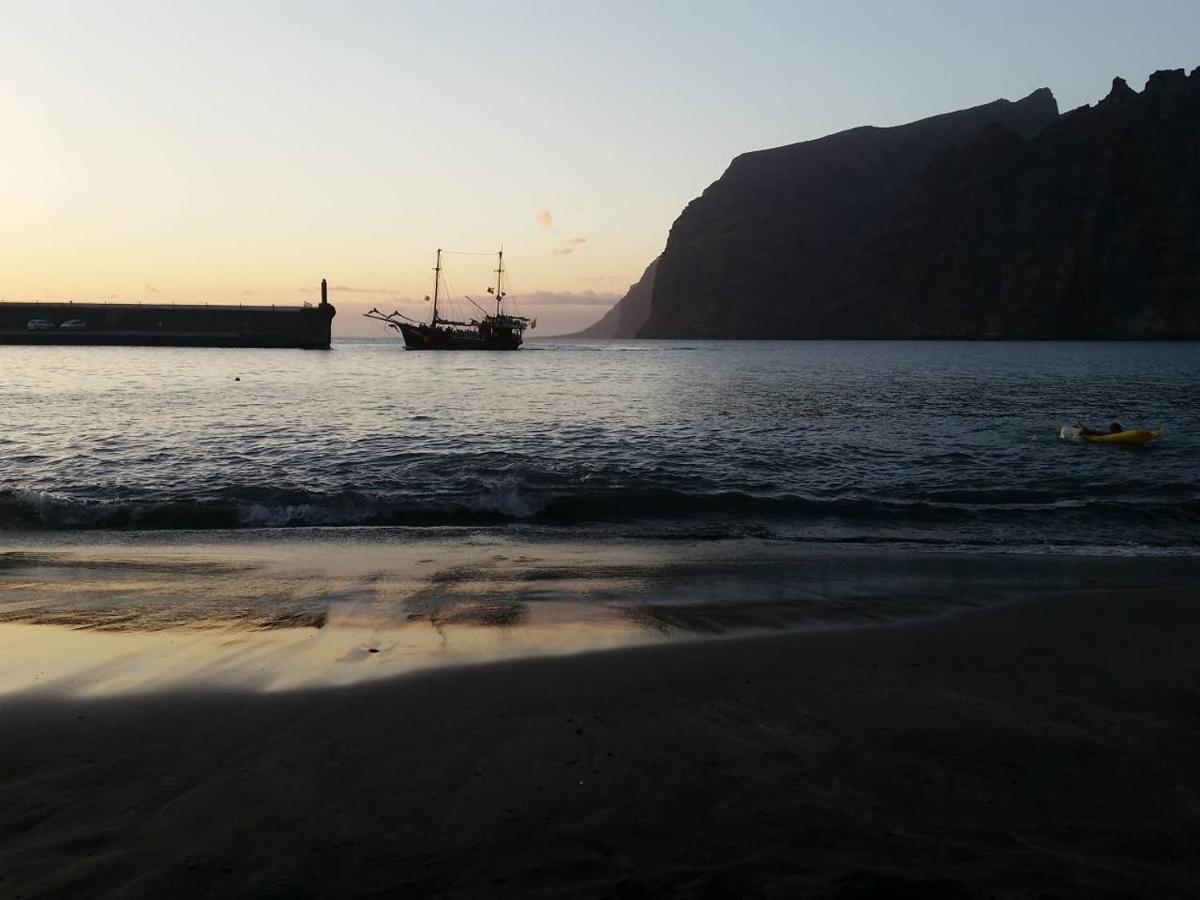 Acantilados De Los Gigantes, Islas Canarias, Espana Acantilado de los Gigantes المظهر الخارجي الصورة